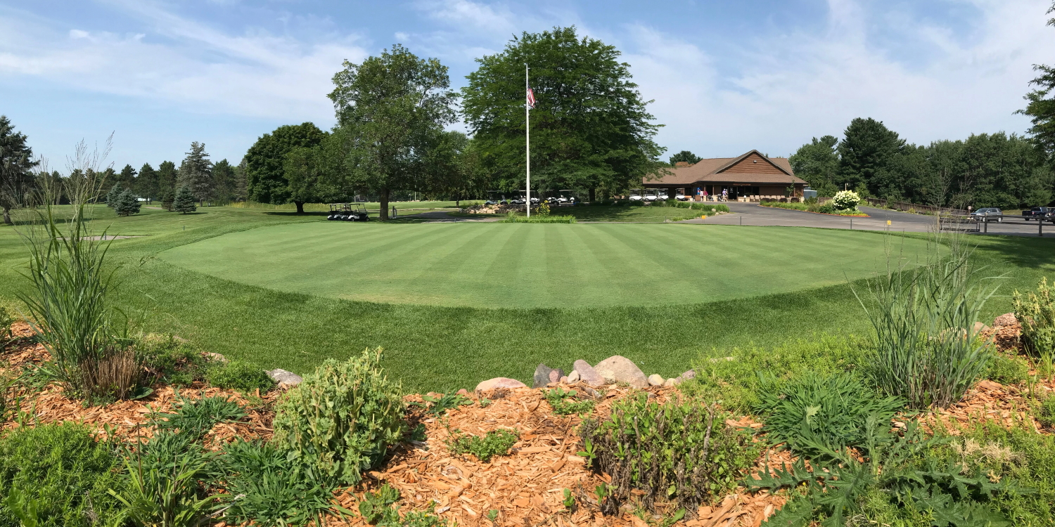 Glacier Wood Golf Club of Iola