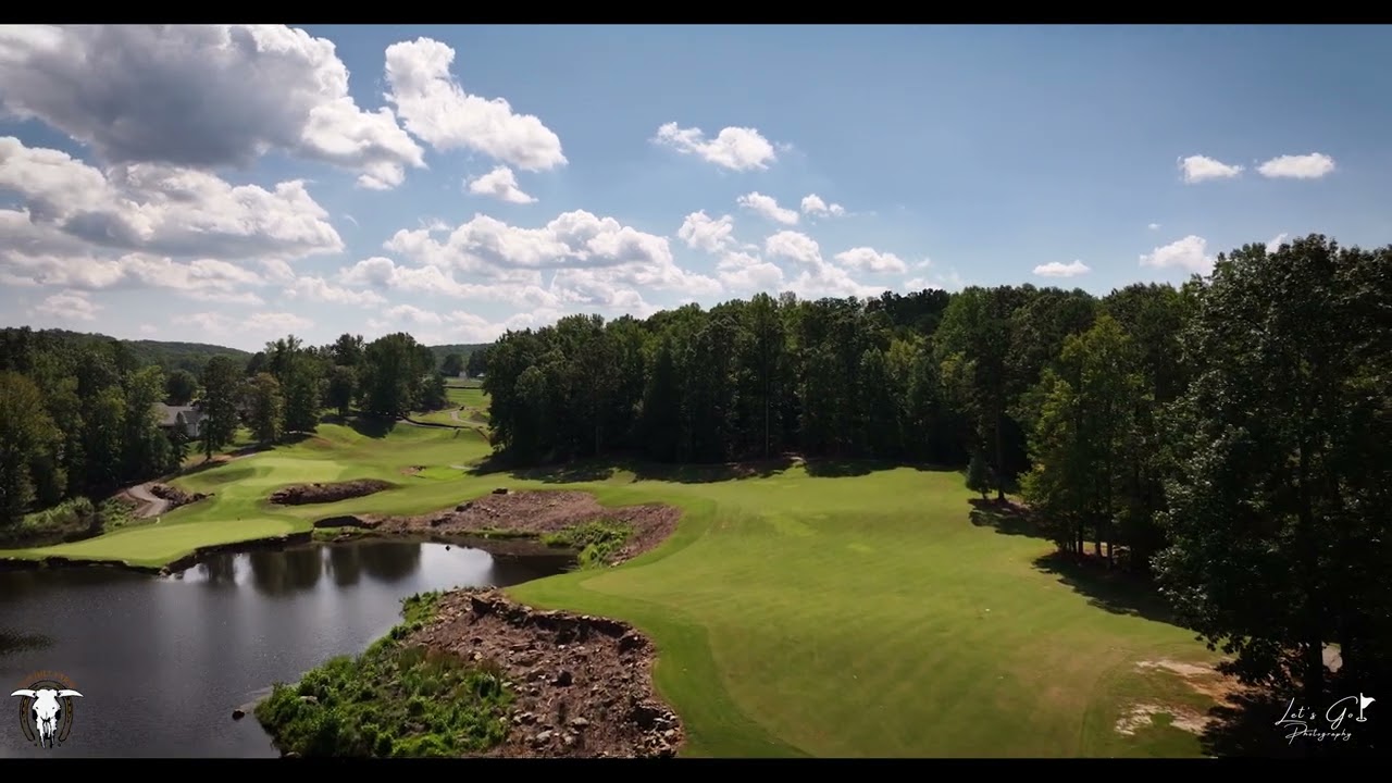 golf video - tot-hill-farm-golf-club-12th-hole-flyover